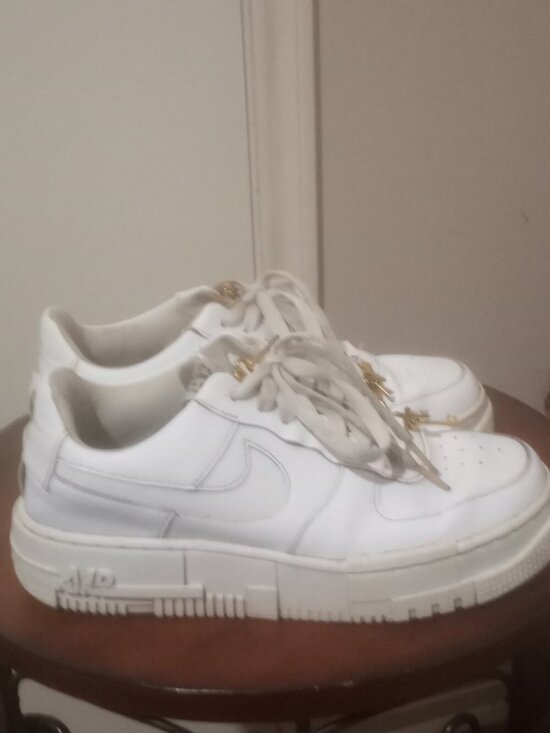 Nike Shoes - Nike Air Force 1 Pixel Womens Size 8 White Lifestyle Sneakers Gold Chain Key
